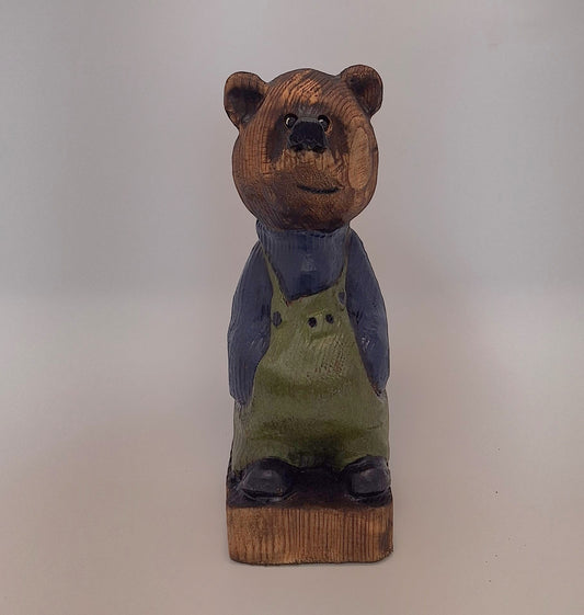 #0013 Bibbed bear