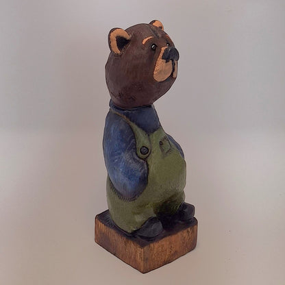 #0019 Bibbed bear