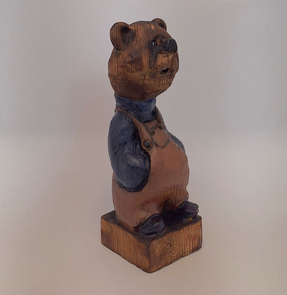 #0022 Bibbed bear