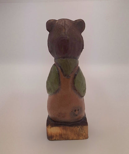 #0030 Bibbed bear