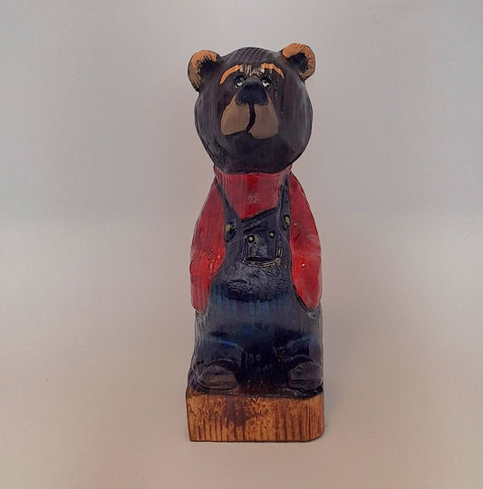 #0040 Bibbed bear