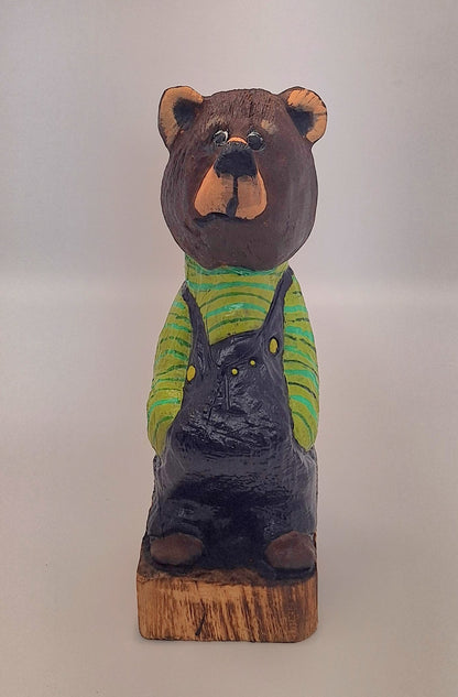 #0052 Bibbed bear