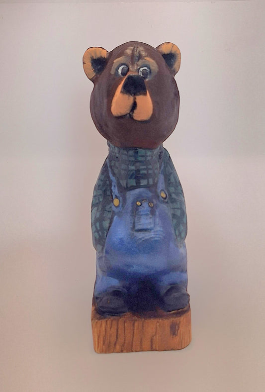 #0055 Bibbed bear