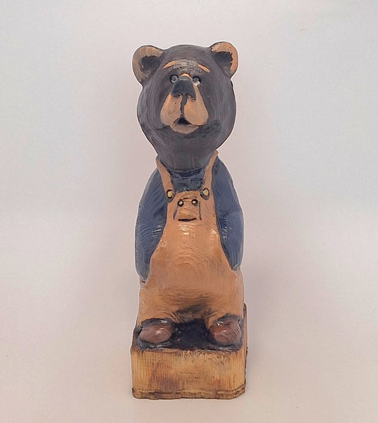 #0028 Bibbed bear