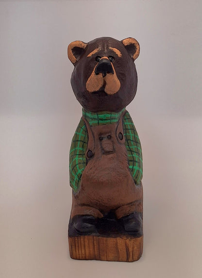 #0023 Bibbed bear