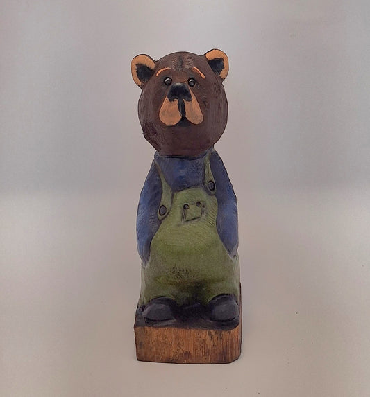 #0019 Bibbed bear