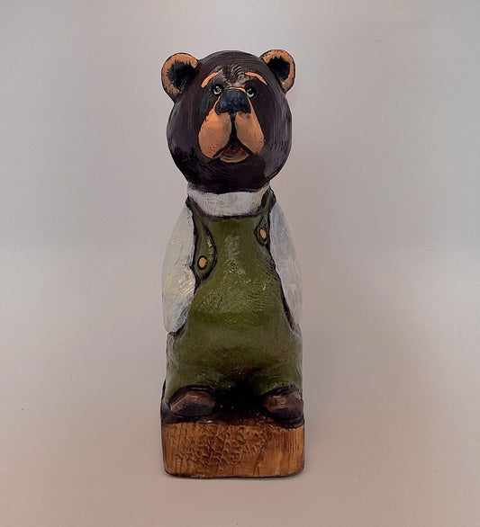 #0032 Bibbed bear