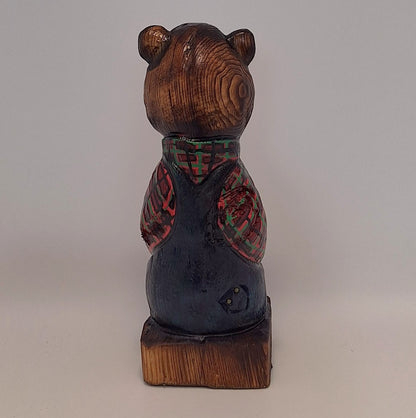 #0038 Bibbed bear