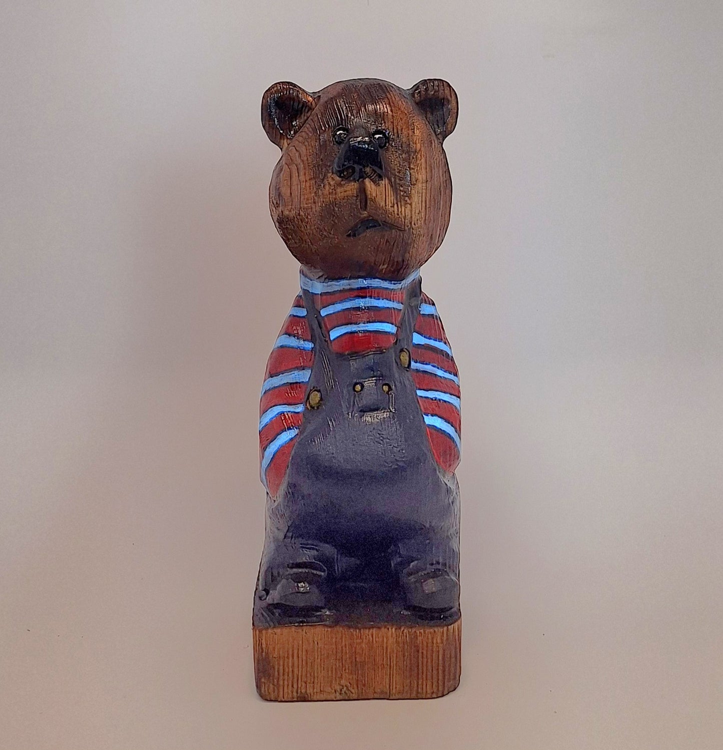 #0034 Bibbed bear
