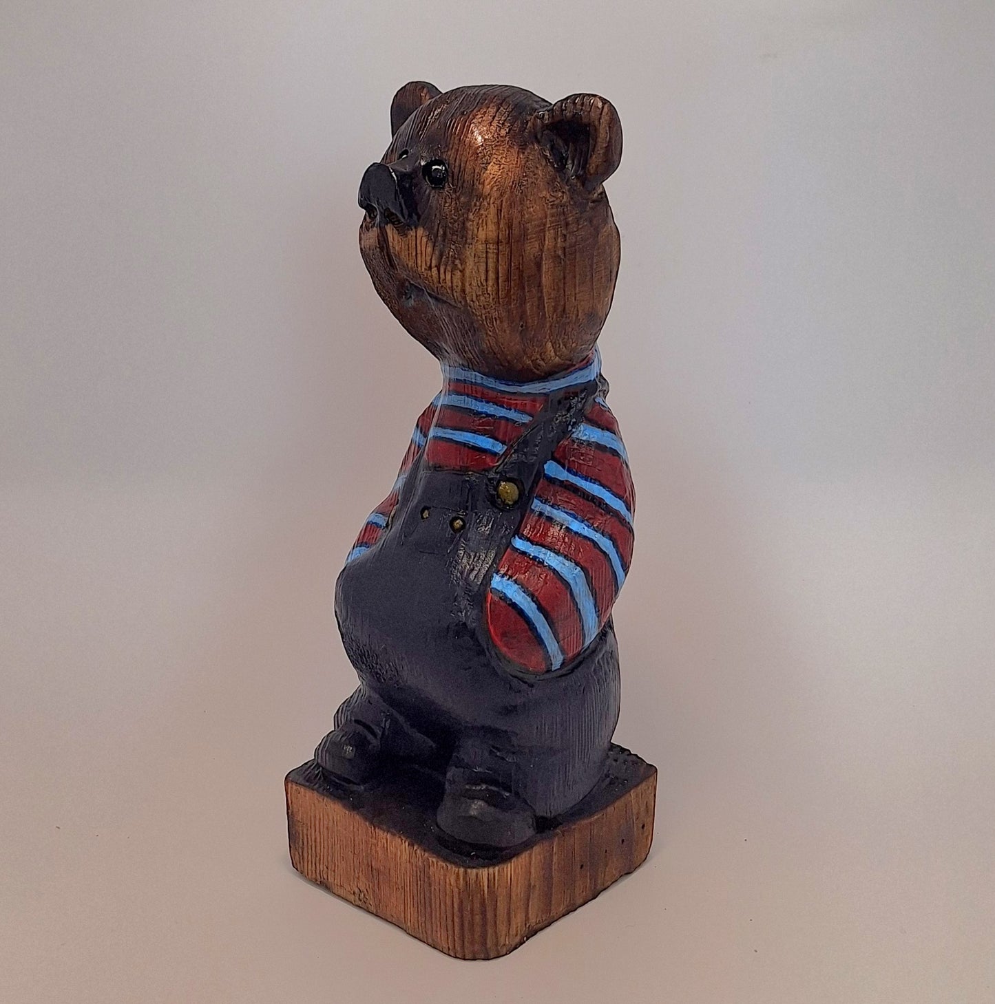 #0034 Bibbed bear