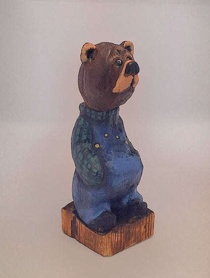 #0051 Bibbed bear