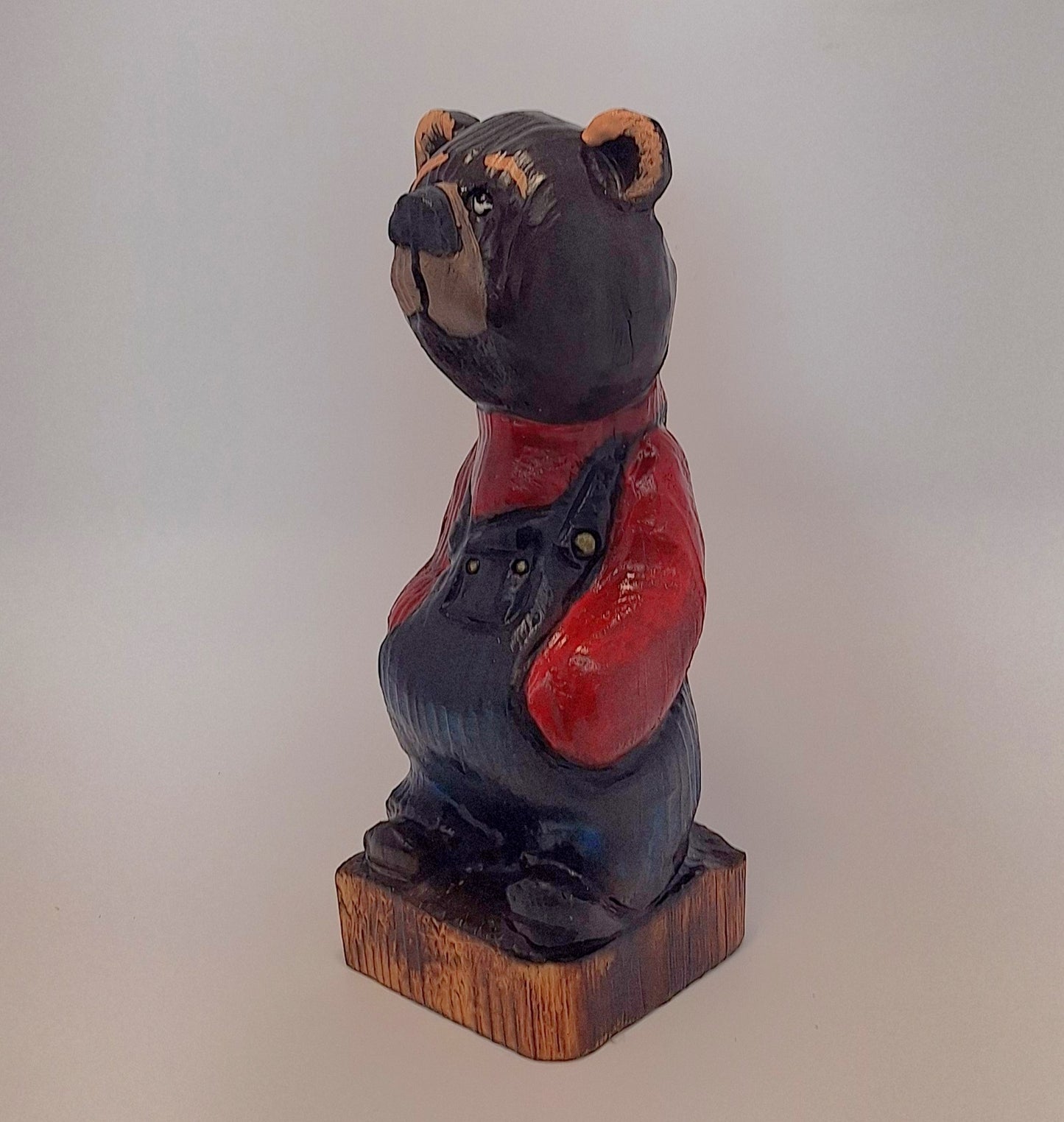 #0040 Bibbed bear