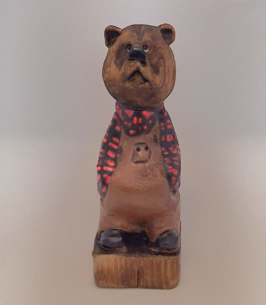 #0020 Bibbed bear