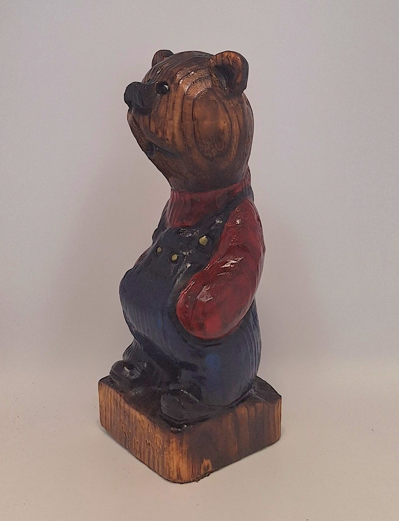 #0048 Bibbed bear