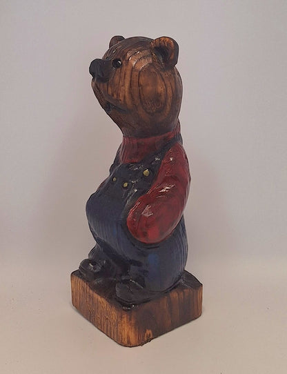 #0048 Bibbed bear
