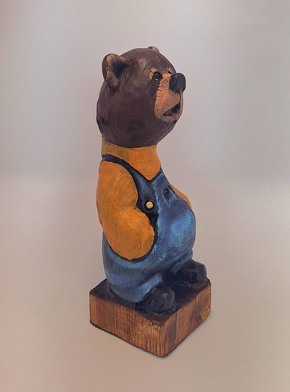 #0057 Bibbed bear