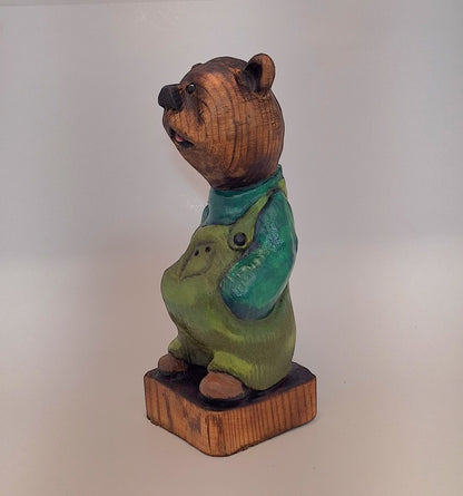 #0017 Bibbed bear